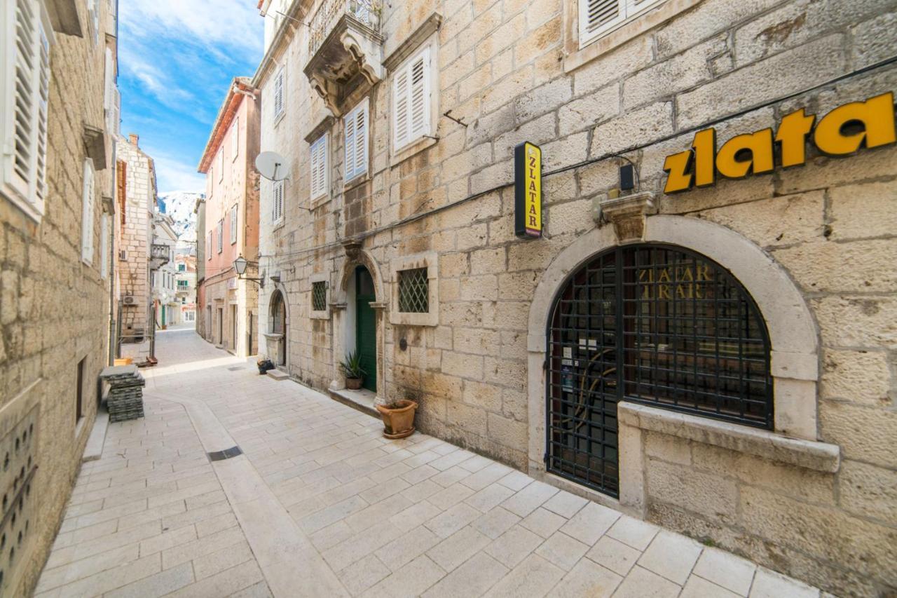 Apartment Kalalarga Makarska Bagian luar foto